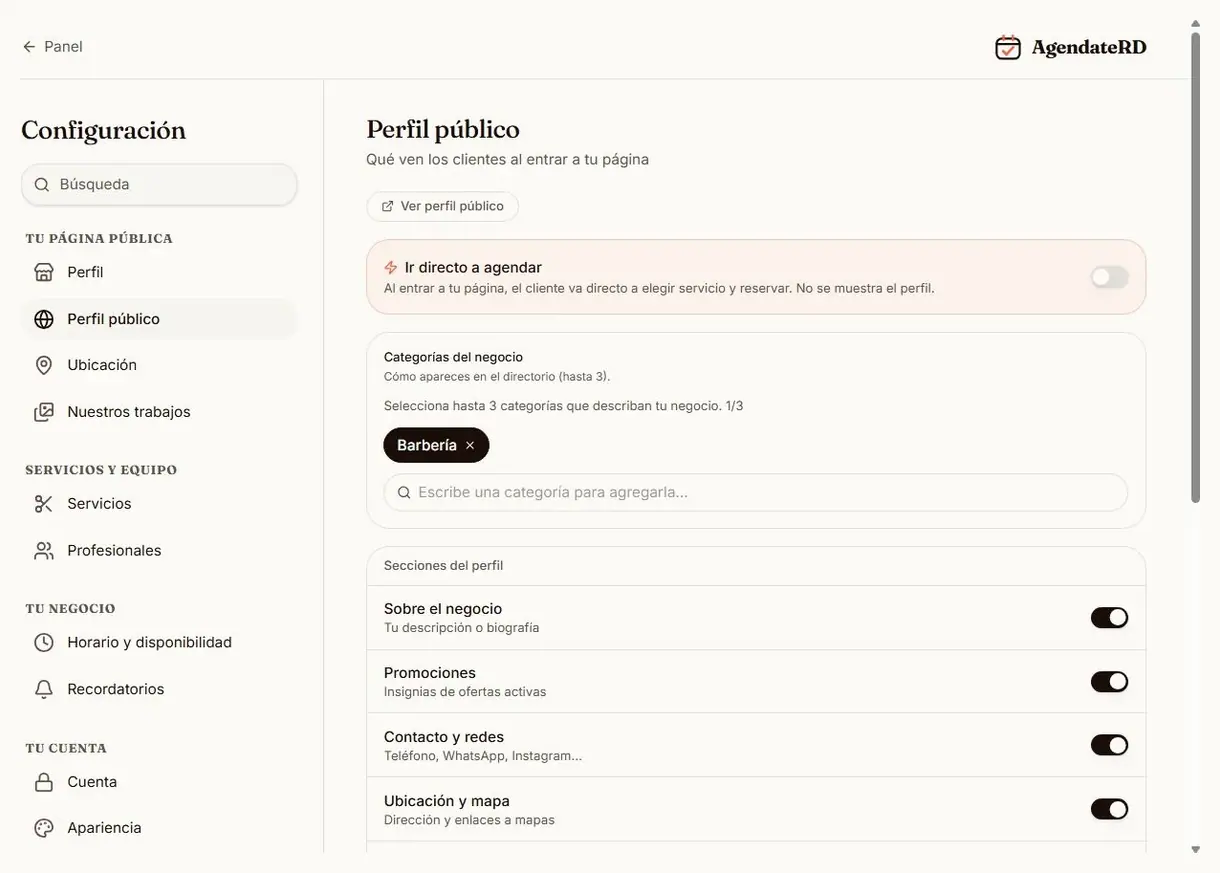 Ajustes del perfil público con las categorías del negocio y los interruptores de cada sección