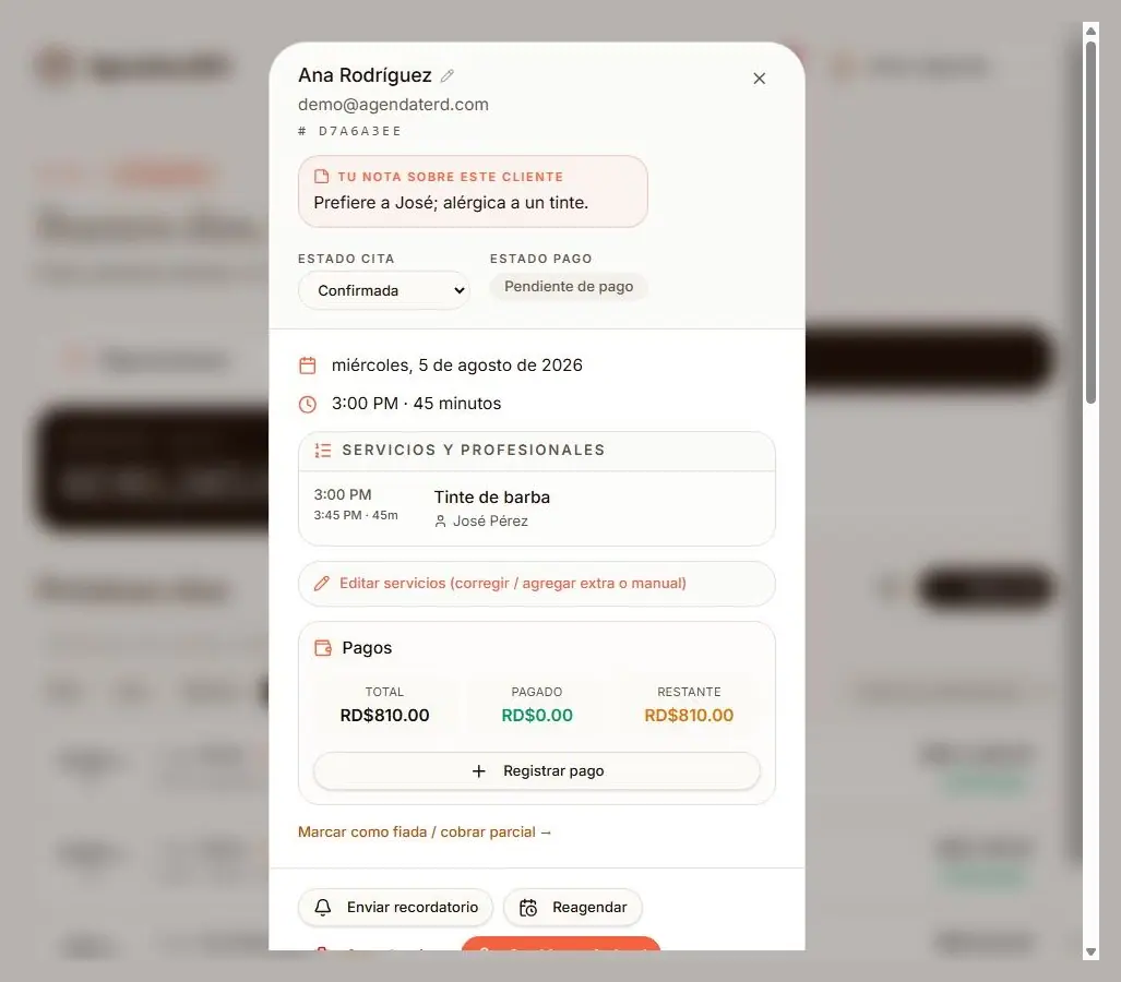 Detalle de una cita con la nota del cliente, los servicios y el resumen de pagos